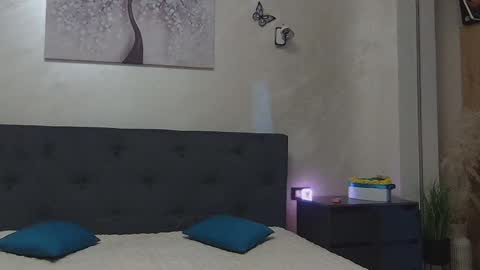 Snapshot of miriam04 chatting on 01-03-25, 10:19 miriam04 online show from 01-03-25, 10:19