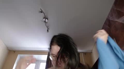 Snapshot of miriamor chatting on 02-14-25, 07:17 Mira online show from 02-14-25, 07:17