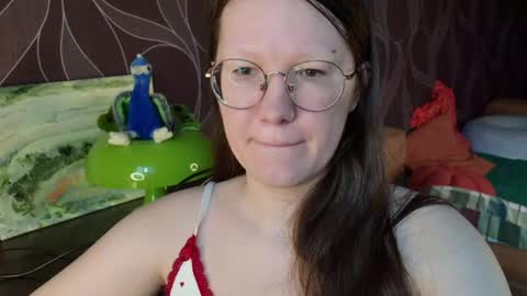 Snapshot of miriamor chatting on 05-30-26, 08:22 Mira online show from 05-30-26, 08:22