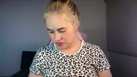 mirilinda online show from 03-24-26, 03:11