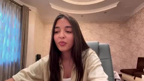 Mila online show from 08-01-26, 12:26