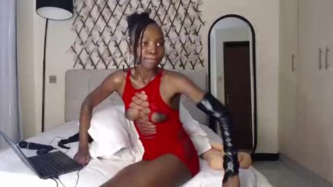 Snapshot of mis_kaylee chatting on 07-15-26, 12:16 mis_kaylee online show from 07-15-26, 12:16