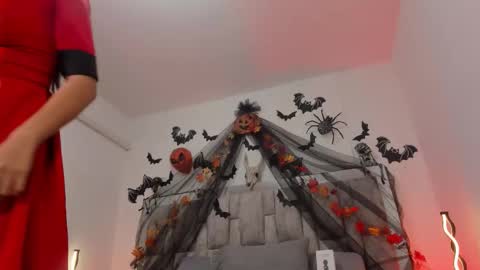 Snapshot of misaki_kai chatting on 10-31-25, 05:41 Misaki Kai online show from 10-31-25, 05:41