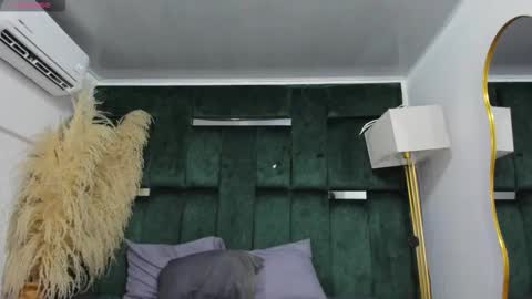 Snapshot of misaki_kai chatting on 11-16-25, 05:35 Misaki Kai online show from 11-16-25, 05:35