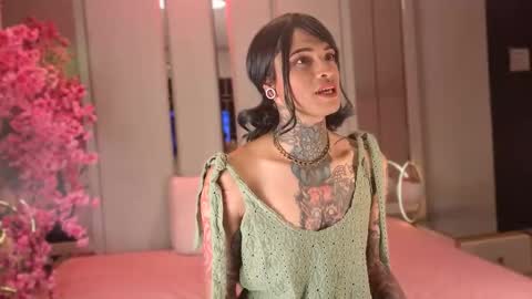     online show from 02-12-26, 03:07