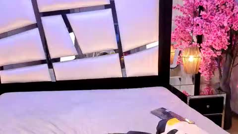     online show from 03-08-26, 01:26