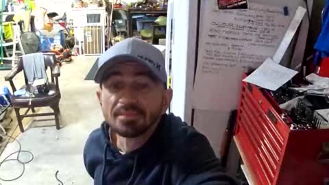 Snapshot of mischeifandpleasure chatting on 11-01-25, 01:29 MischiefAndPleasure online show from 11-01-25, 01:29