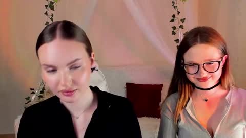 Snapshot of mish_ka3 chatting on 11-13-25, 06:45 Misha online show from 11-13-25, 06:45