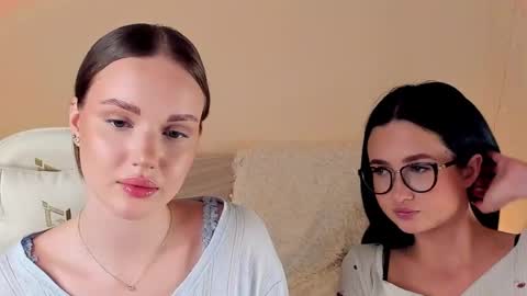 Snapshot of mish_ka3 chatting on 01-14-26, 03:50 Misha online show from 01-14-26, 03:50