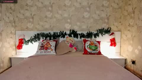 mishapallmer online show from 12-20-25, 03:13