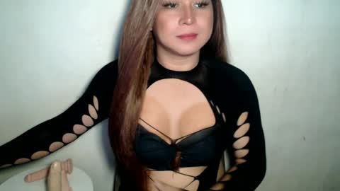 Snapshot of miss_4cuck_ chatting on 06-13-26, 07:39 miss_4cuck_ online show from 06-13-26, 07:39