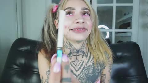 miss___angel online show from 02-18-26, 11:06