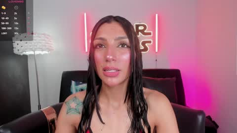 Evangeline online show from 04-25-26, 02:47
