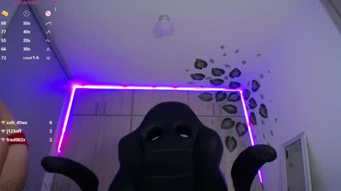 Snapshot of miss__saenz chatting on 01-30-25, 02:27 online show from 01-30-25, 02:27