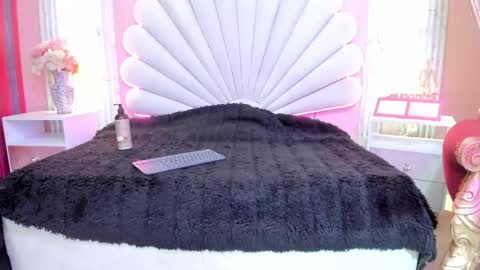 miss__star_ online show from 05-11-26, 04:04