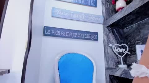 Zoe online show from 01-15-26, 06:11