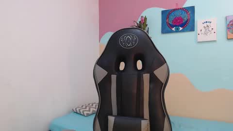 Akemi 3 online show from 03-10-25, 08:12