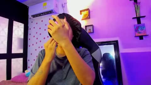 Akemi 3 online show from 10-22-25, 01:11