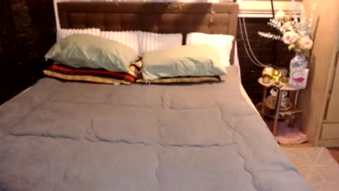 Snapshot of miss_angelic15 chatting on 07-18-26, 12:59 miss angelic15 online show from 07-18-26, 12:59