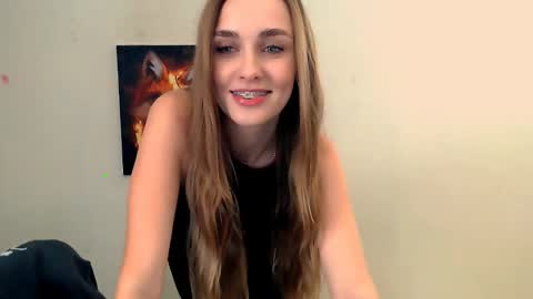 Angelina online show from 11-14-25, 06:45
