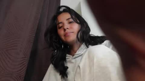 miss_ann_1 online show from 12-22-25, 01:35