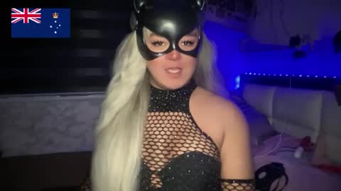 Call me  Miss Antonette  online show from 05-17-26, 11:12