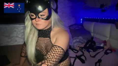Call me  Miss Antonette  online show from 05-18-26, 04:07