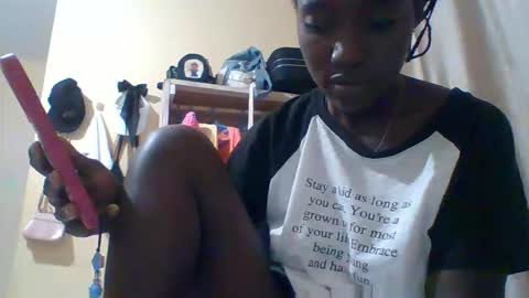 Snapshot of miss_atitude chatting on 09-08-25, 07:13 miss_atitude online show from 09-08-25, 07:13