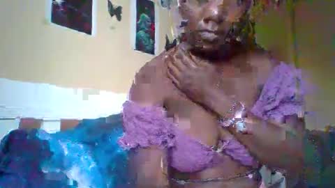 Snapshot of miss_atitude chatting on 10-06-25, 05:49 miss_atitude online show from 10-06-25, 05:49