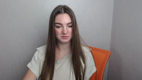 Snapshot of miss_azalea chatting on 12-20-24, 04:04 Georgia online show from 12-20-24, 04:04