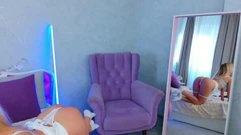 Kris online show from 04-28-26, 01:15