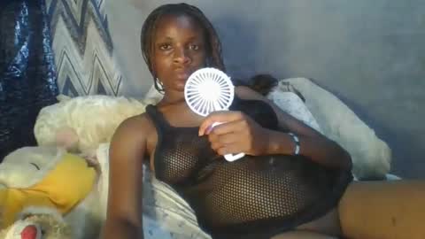 miss_belllo online show from 03-11-25, 09:34