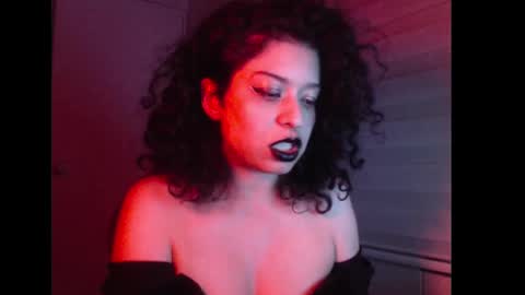 Snapshot of miss_carmila chatting on 09-16-25, 12:11 Miss Carmila online show from 09-16-25, 12:11
