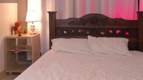 daniela online show from 03-18-26, 02:26