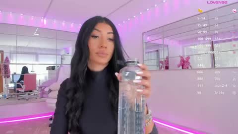 miss_diamond__ online show from 04-20-26, 07:33