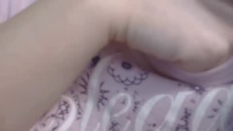 Elis online show from 11-26-25, 03:02