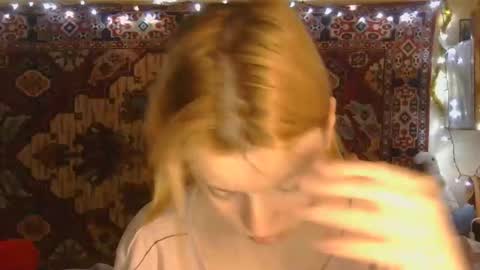 Elis online show from 12-22-25, 11:29