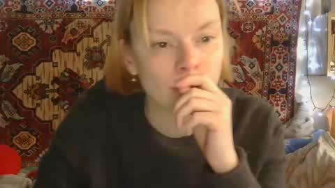 Elis online show from 04-23-26, 11:31