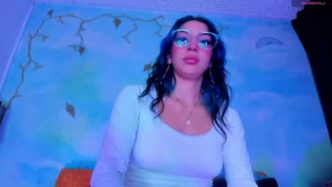 miss_evans_ online show from 04-15-26, 03:02