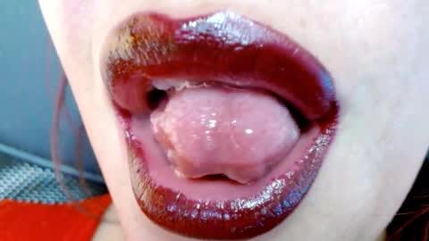 Snapshot of miss_evoleth2 chatting on 01-22-25, 05:48 Miss Evoleth online show from 01-22-25, 05:48