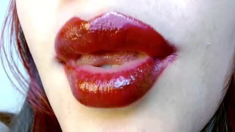 Snapshot of miss_evoleth2 chatting on 01-26-25, 03:06 Miss Evoleth online show from 01-26-25, 03:06