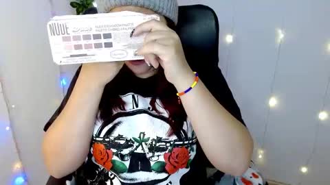 Snapshot of miss_evoleth2 chatting on 01-28-25, 11:39 Miss Evoleth online show from 01-28-25, 11:39