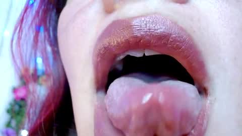 Snapshot of miss_evoleth2 chatting on 02-17-25, 11:13 Miss Evoleth online show from 02-17-25, 11:13