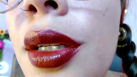 Snapshot of miss_evoleth2 chatting on 02-25-25, 09:20 Miss Evoleth online show from 02-25-25, 09:20