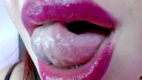 Snapshot of miss_evoleth2 chatting on 02-28-25, 08:20 Miss Evoleth online show from 02-28-25, 08:20