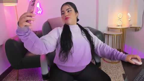 Francheska online show from 11-19-25, 11:43