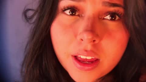  Elisabeth  IG galax xxia       online show from 11-20-25, 10:31