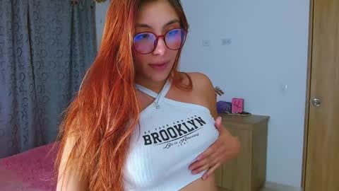 Snapshot of miss_issaa chatting on 01-21-25, 10:30 Isabella online show from 01-21-25, 10:30