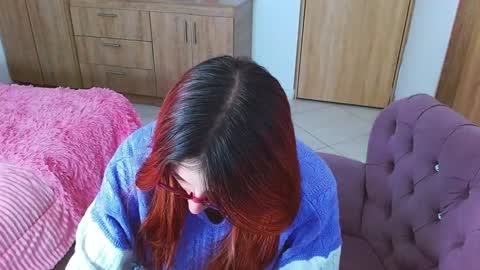 Snapshot of miss_issaa chatting on 02-06-25, 09:43 Isabella online show from 02-06-25, 09:43