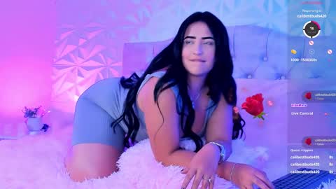 Snapshot of miss_ivy4 chatting on 01-21-25, 08:54 Ivy online show from 01-21-25, 08:54